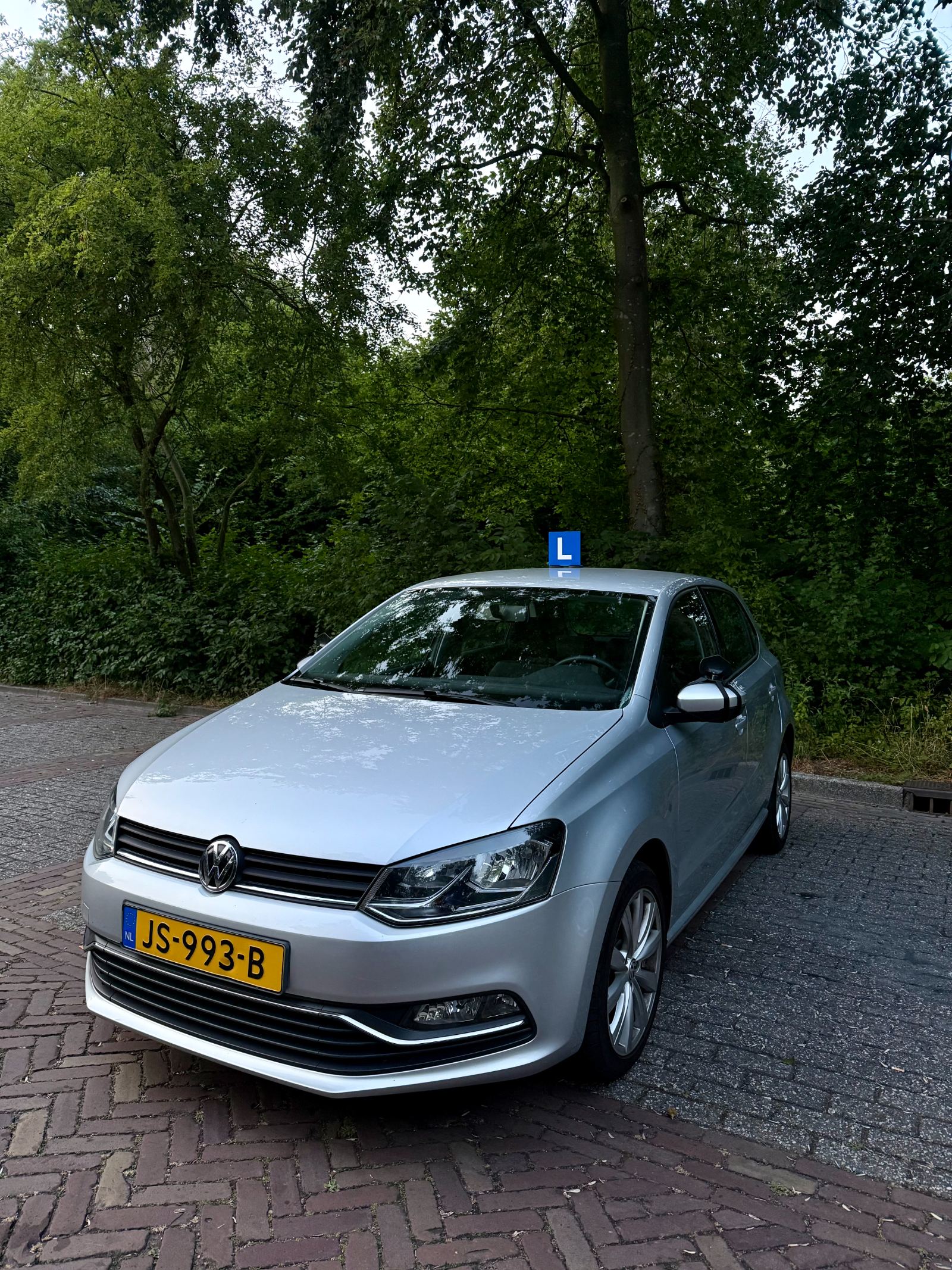 Lesauto van Rijschool Tkiteasy