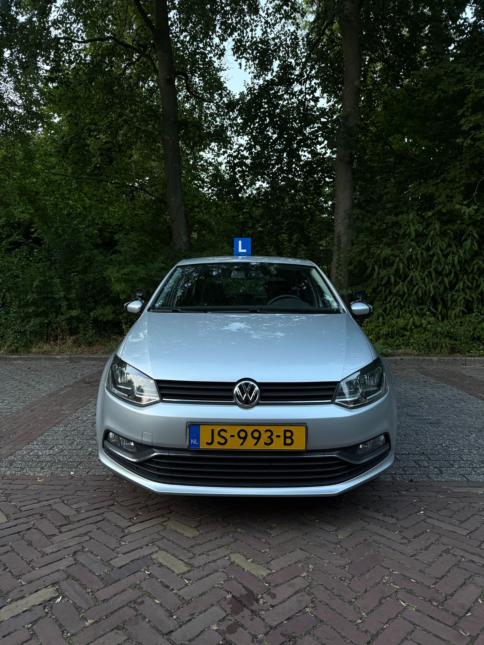 Lesauto van Rijschool Tkiteasy